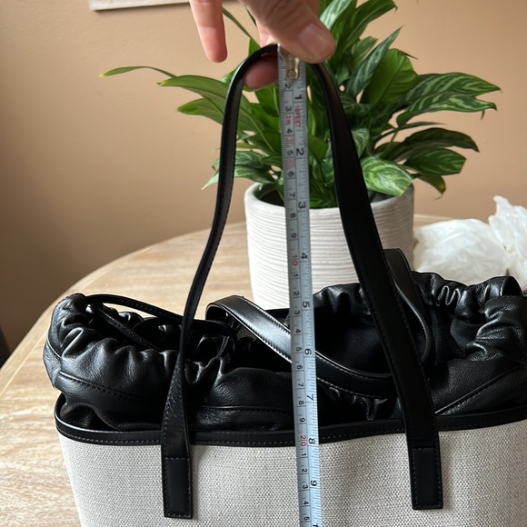 Saint Laurent Teddy Off-White Coated Linen Drawstring Bucket Bag - Picture 14 of 15